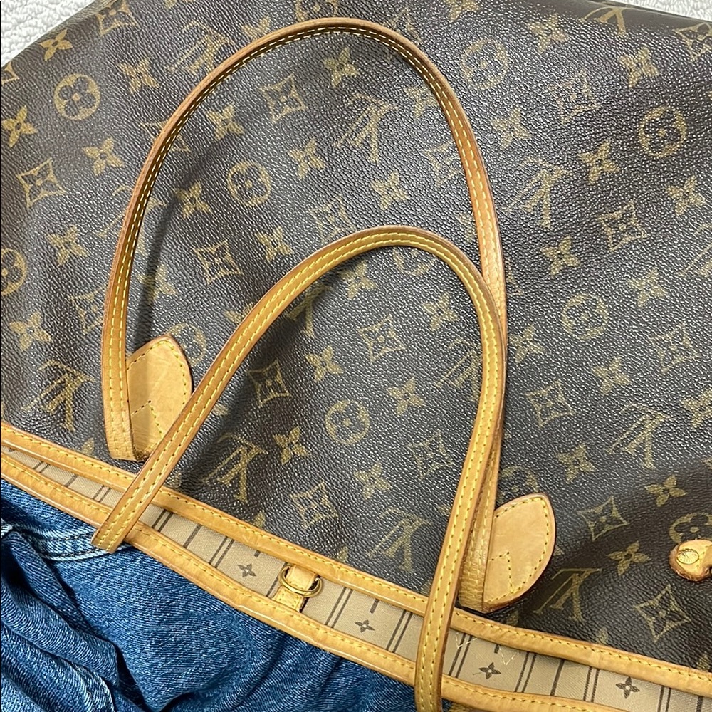 Louis Vuitton Brown Monogram Tote Bag - Picture 6 of 7